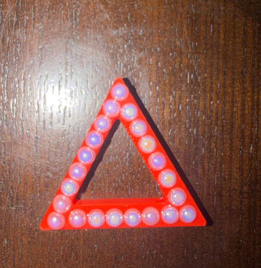 Pyramid Pearl Pin